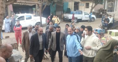 محافظ بنى سويف يتابع إجراءات التعامل مع هبوط محدود بأحد شوارع قرية الشناوية