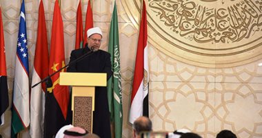 المفتى يهنئ الرئيس السيسى والمصريين بمناسبة ذكرى "الإسراء والمعراج" 