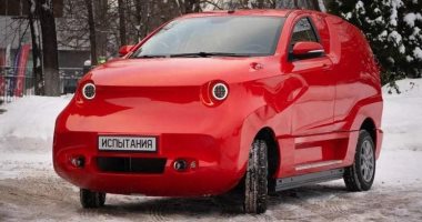 نموذج أولى من سيارة روسية كهربائية يحصل على لقب “أبشع تصميم”