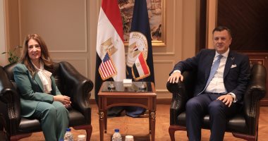 وزير السياحة يستقبل سفيرة الولايات المتحدة لمناقشة فرص الاستثمار السياحي بمصر