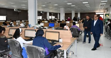 2560 طالبا يؤدون الاختبارات إلكترونيا بجامعة الإسماعيلية الجديدة الأهلية