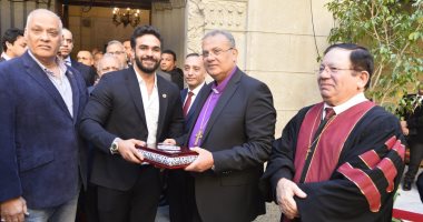 حزب حماة الوطن يشارك الطائفة الإنجيلية بمصر الاحتفال بعيد الميلاد المجيد