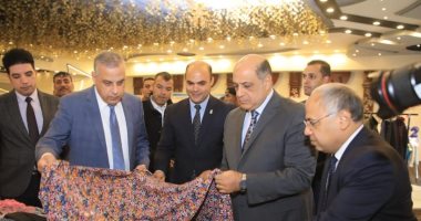محافظ سوهاج يفتتح "دكان الفرحة" لتوفير 30 ألف قطعة ملابس للأسر الأولى بالرعاية