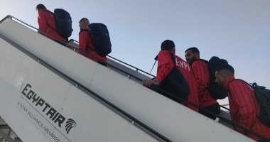 مصر للطيران تنشر صور الرحلة الخاصة لنقل المنتخب الوطنى إلى أبيدجان