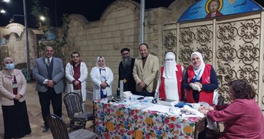 مبادرة 100 يوم صحة تجرى الكشف الطبي بالكنائس فى كفر الشيخ.. صور