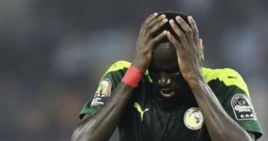 نجم منتخب السنغال يغادر كأس أمم أفريقيا لتشييع جثمان والده