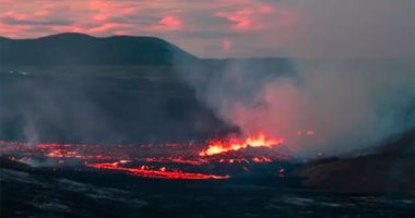 ذعر في أيسلندا وفرار بعد انفجار بركان جديد (فيديو)