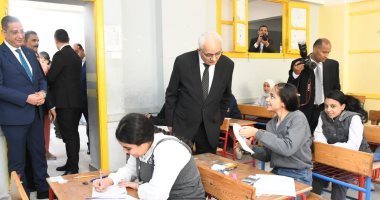 وزير التعليم ومحافظ الفيوم يتفقدان سير أعمال لجان امتحانات الشهادة الإعدادية