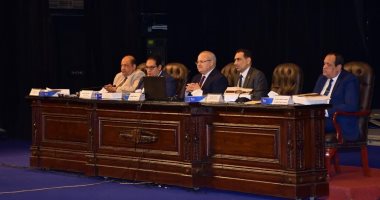 مجلس جامعة القاهرة يقرر استحداث 4 جوائز جديدة للرواد 