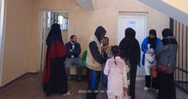 إدارة شباب جنوب سيناء تستقبل أول القوافل الطبية بمدينة الطور.. صور