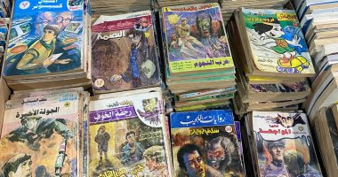 روايات الجيب داخل سور الأزبكية فى معرض القاهرة للكتاب بأسعار مخفضة جدا