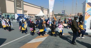 رحلات مدرسية للأطفال داخل معرض القاهرة للكتاب
