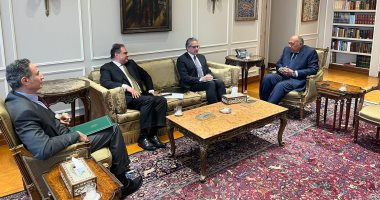 وزير الخارجية يستقبل مرشح مصر لمنصب مدير عام "اليونسكو"