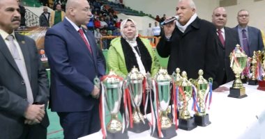 محافظ الوادي الجديد يشهد بطولة الجمهورية للمدارس الرياضية 