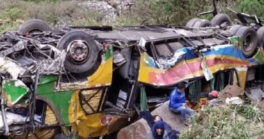 مصرع 24 شخصا بسبب سقوط عربة جرار تقل مصلين فى بركة مياه بالهند