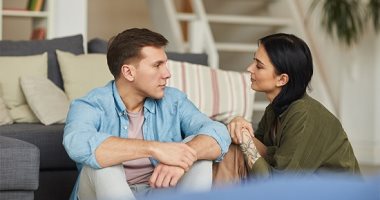 "هشور نفسي وأرد عليك".. 4 فوائد لاستشارة الزوجة في قراراتك
