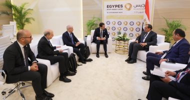وزير البترول يبحث مع رئيس توتال إنرجيز أنشطة الشركة فى مصر