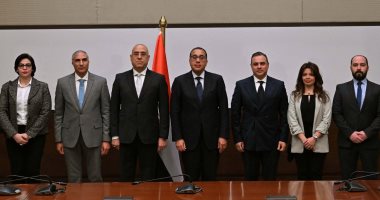 رئيس الوزراء يشهد توقيع عقد تخصيص أرض بالقاهرة الجديدة لإقامة نشاط عمرانى 