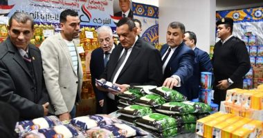 وزير التنمية المحلية ومحافظ جنوب سيناء يتفقدان معرض أهلا رمضان بشرم الشيخ