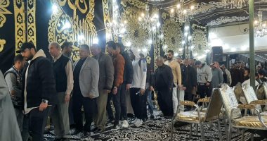 مشايخ القبائل بجنوب سيناء يقدمون واجب العزاء فى النائب على عطوة بالسويس.. صور