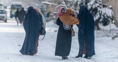 مصرع 15 وإصابة 30 آخرين إثر سقوط جليدى كثيف فى عدة محافظات بأفغانستان