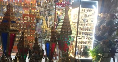 عودة الفوانيس الصاج متنوعة الأحجام لأسواق كفر الشيخ.. فيديو وصور