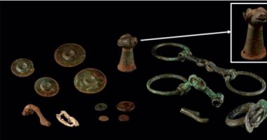 العثور على 16قطعة أثرية من العصر الرومانى يعيد كتابة تاريخ بريطانيا