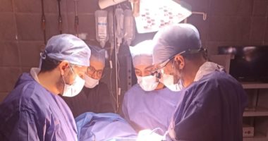 فريق طبي بمستشفى الزقازيق العام يجرى جراحة قلب وصدر عاجلة لإنقاذ حياة شاب
