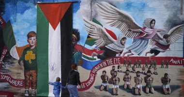 تضامنًا مع فلسطين.. جدار يتحول للوحة جدارية عن غزة في إيرلندا