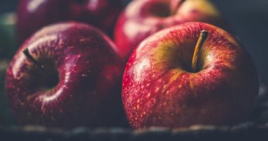وصفات طبيعية من التفاح للعناية بالبشرة.. استغلى قشره بدل ما ترميه