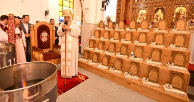 البابا تواضروس الثانى يوضح مراحل عمل زيت الميرون المقدس 
