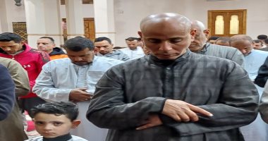 صلاة التراويح من مسجد عبد الله بن الحارث آخر صحابة الرسول بالغربية.. فيديو