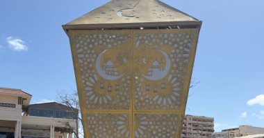 الفانوس الذهبى يُزين أهم الشوارع السياحية فى محافظة بورسعيد.. فيديو وصور