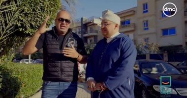 حياة كريمة.. "الشيخ حازم" اعتاد إطعام الكلاب والقطط يوميا بعد صلاة العصر