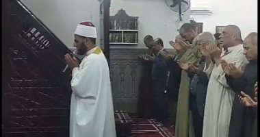 استمع لدعاء ثانى أيام رمضان فى صلاة التراويح بمسجد أحمد الفولى في المنيا.. فيديو