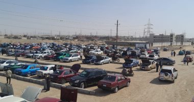 هبوط أسعار السيارات المستعملة.. بث مباشر من سوق سيارات بنى سويف