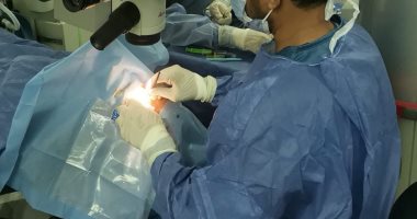 فريق طبي بالمستشفى الجامعي ينجح في إنقاذ شاب من العمى فى سوهاج