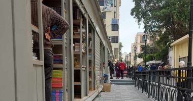 قطعة من أوروبا.. شاهد سوق الكتب في "النبى دانيال" بالإسكندرية بعد التطوير