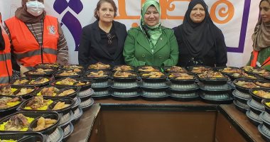 القومي للمرأة بكفر الشيخ: 500 وجبة للأسر الأولى بالرعاية بقرية كفر العرب