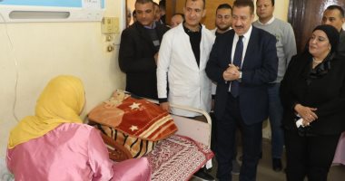 محافظ المنوفية يتفقد مستشفى أشمون العام ويحيل 59 من المتغيبين للتحقيق