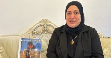 أم شهيد وزوجة بطل.. قصة نجلاء مستجير الأم المثالية في بورسعيد.. فيديو وصور