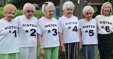 6 شقيقات يبلغ مجموع أعمارهن 570 عامًا يعتقدن أنهن الأطول عمرا فى العالم