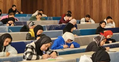 138 طالبا يؤدون اختبارات أعمال الفصل بكلية الصيدلة جامعة الإسماعيلية الأهلية