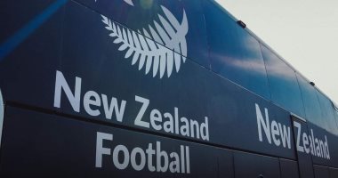 المتحدة للرياضة تنتهي من تصميم حافلة منتخب نيوزيلندا أثناء بطولة كأس عاصمة مصر 