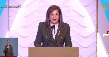 وزيرة التخطيط للرئيس السيسى: "شكرا لحضرتك على منظومة قيم تحترم المرأة"