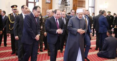 الرئيس السيسى يصل مسجد المشير طنطاوى لأداء صلاة الجمعة