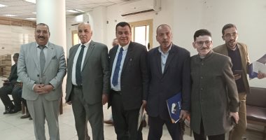إقبال على انتخابات المحامين فى بنى سويف قبل ساعة من غلق اللجان.. صور
