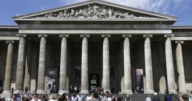 أحجار كريمة ومجوهرات.. المتحف البريطانى يرفع دعوى ضد موظف سرق 1800 قطعة
