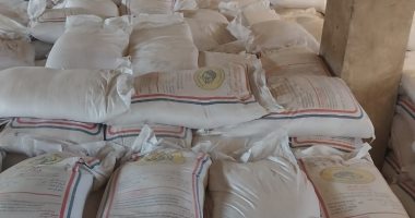 محافظ أسوان: نسقنا مع وزير التموين لضخ 3 آلاف طن سكر وتوفير لحوم سودانية