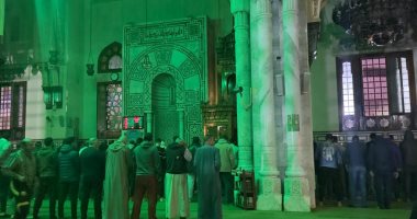 صوتٌ تخشع له القلوب.. صلاة الفجر من المسجد التوفيقى فى بورسعيد.. فيديو